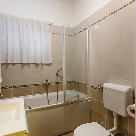Guest house Luxury Frajona 4*