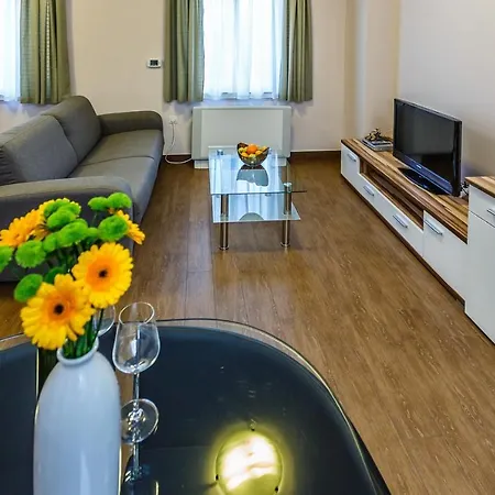Luxury Frajona 4* Malinska