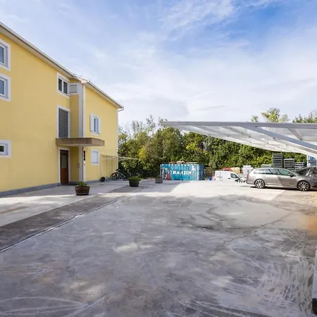 Maison d'hôtes Luxury Frajona 4*