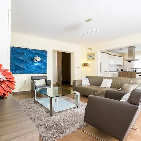 Maison d'hôtes Luxury Frajona 4*
